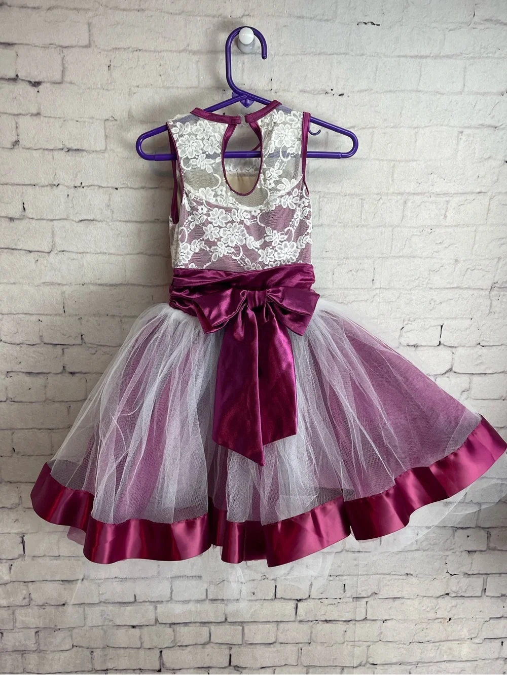 Weissman dance recital costume size XSC white and burgundy train Bleu